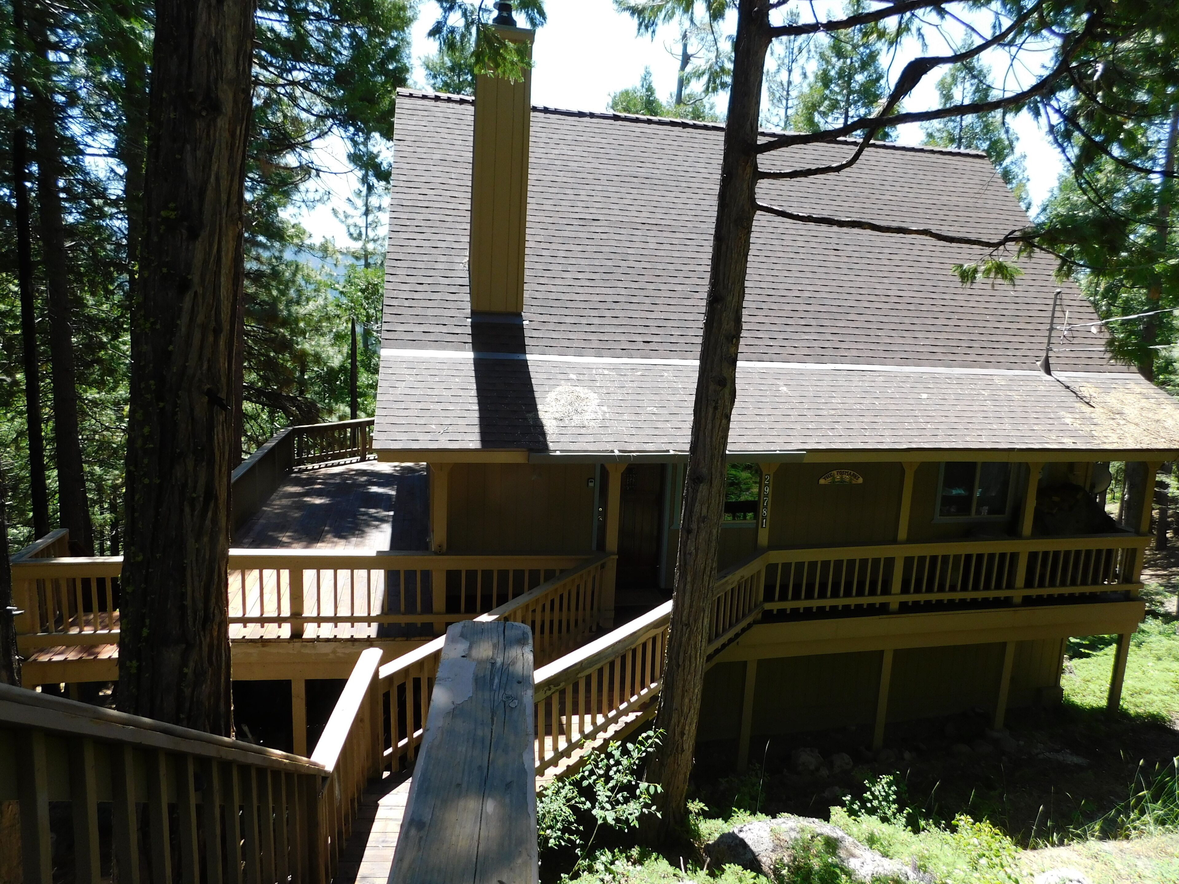 Large mountain home- near Pinecrest Lake