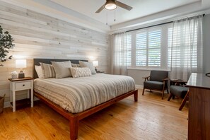 5 bedrooms, desk, free WiFi