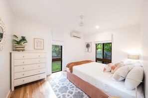 3 bedrooms, iron/ironing board