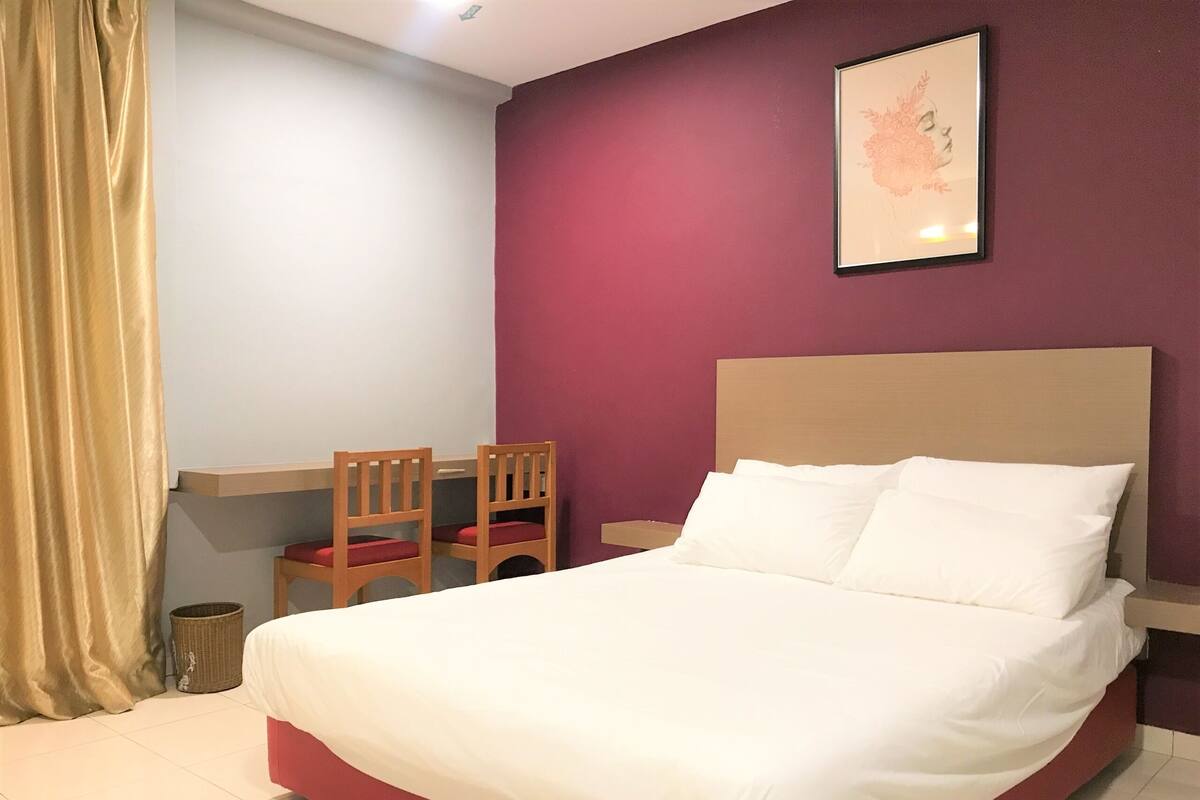 Habitación doble Deluxe, 1 cama Queen size | Wifi gratis y ropa de cama