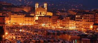  Chic apartment near the sea 