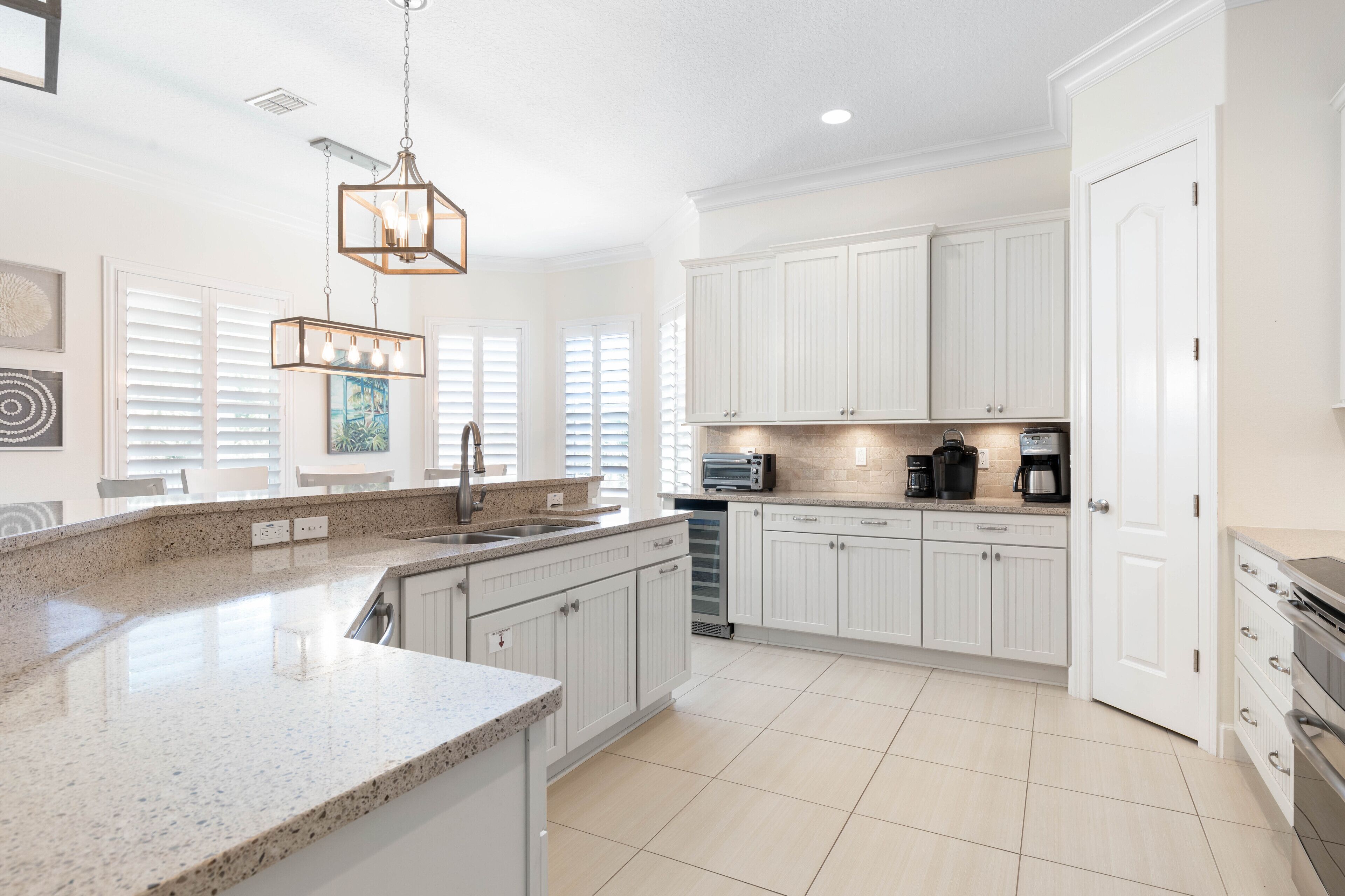 Ocean Belle– Beautiful Home steps from the Beach!