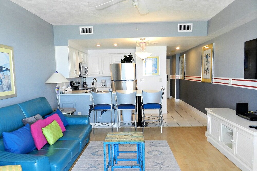 10th Floor 1 BR Condo Direct Oceanfront Wyndham Ocean Walk Resort Daytona Beach