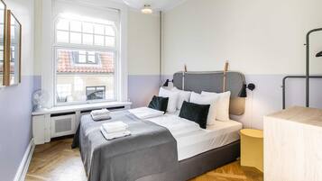 4 bedrooms, iron/ironing board, travel cot, WiFi