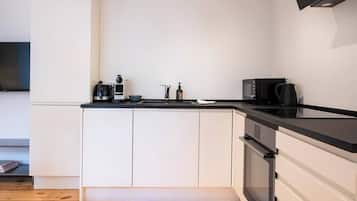 Microwave, oven, coffee/tea maker, toaster