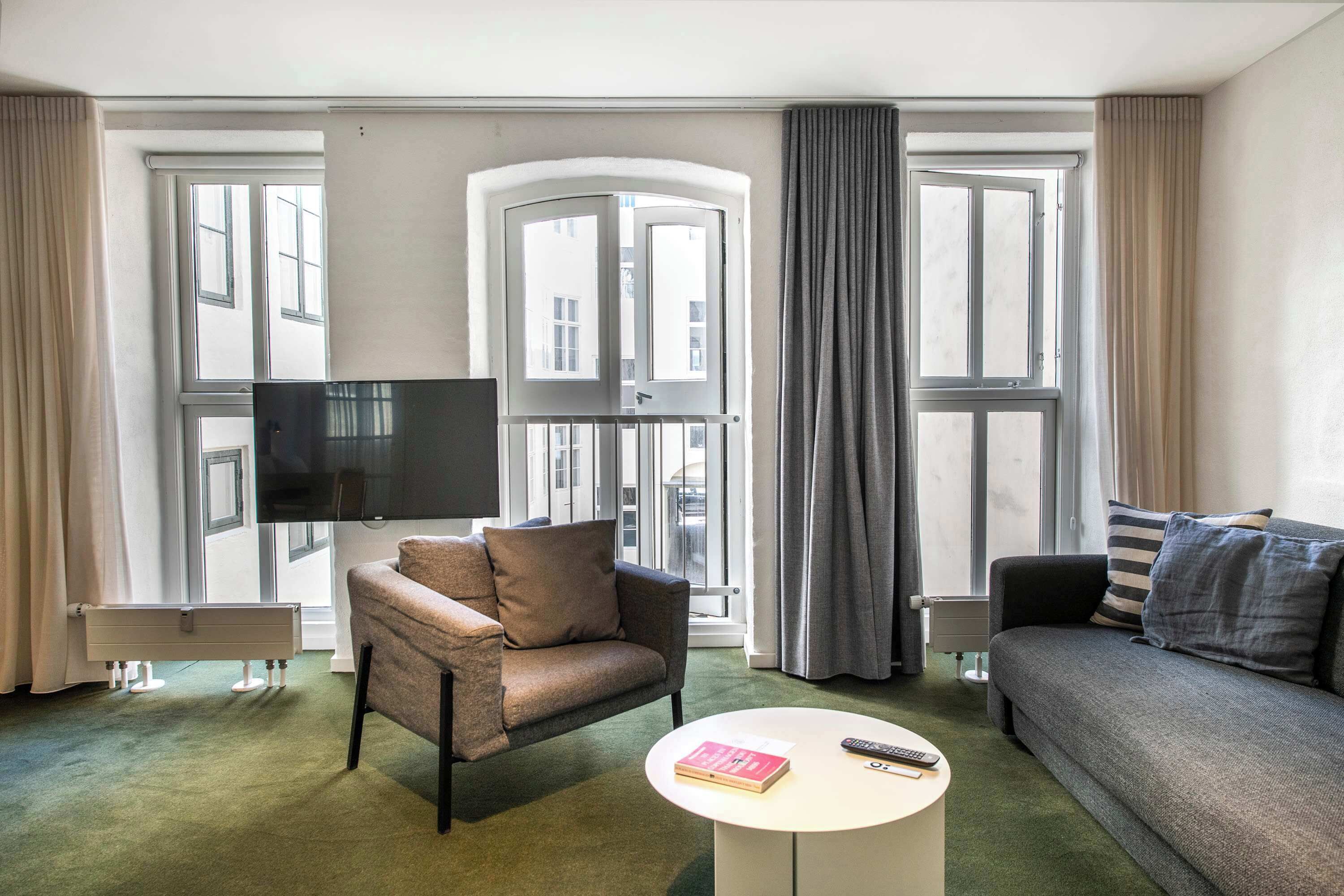 Fernseher, Arbeitsbereiche