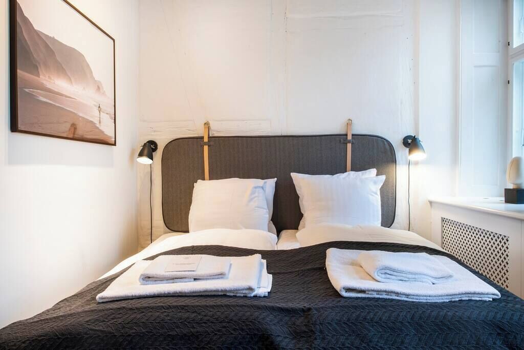 1 soverom, skrivebord, strykejern/-brett og wi-fi