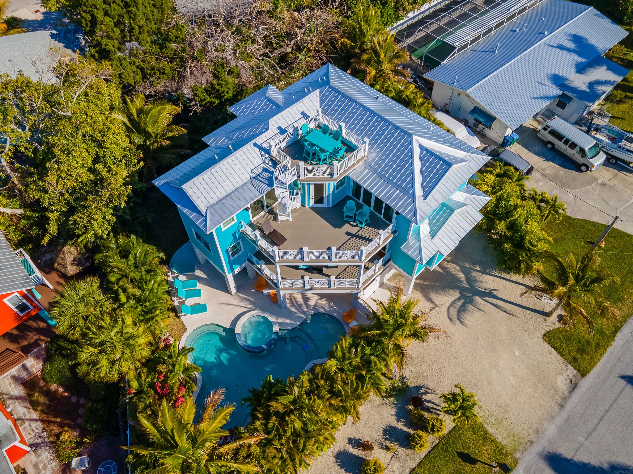 Bluetique: 5  BR, 4.5  BA House in Holmes Beach, Sleeps 10