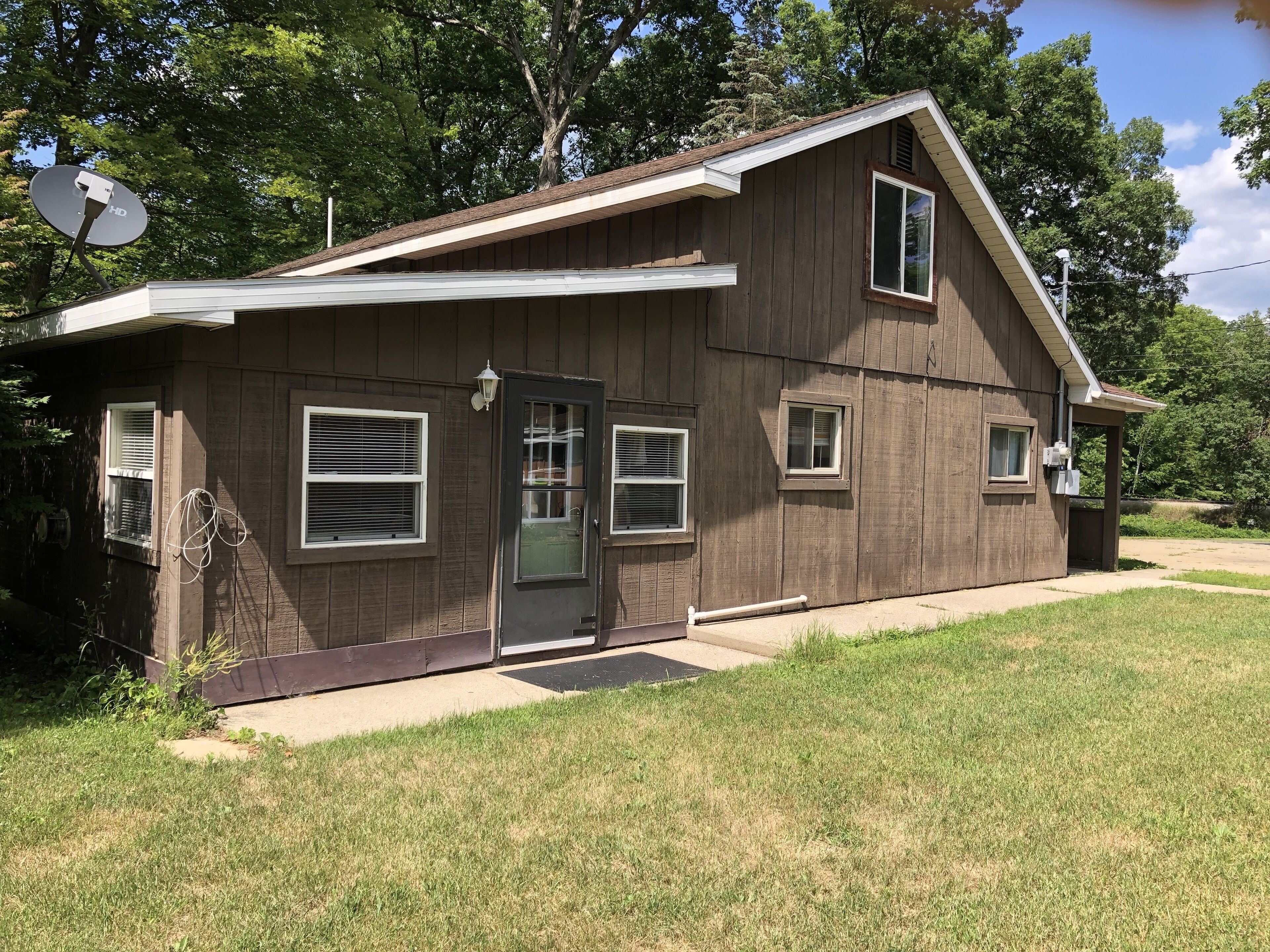Spacious Cabin - 5 min walk to Lake George