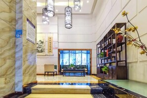 Unclassified image, 4 of 20, button - Nanhao Business Hotel (Dianjiang County)