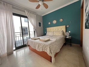 2 chambres, bureau, Wi-Fi gratuit, draps fournis