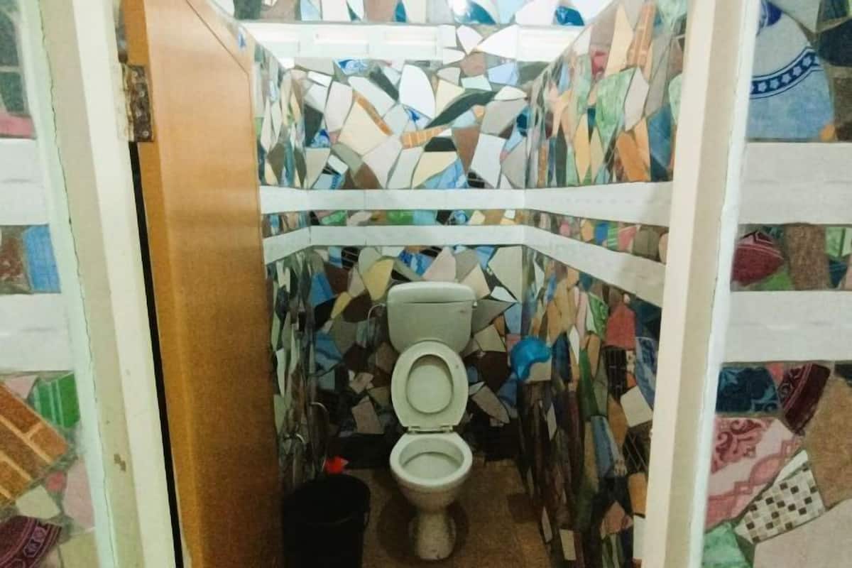 Douche, articles de toilette gratuits, serviettes fournies