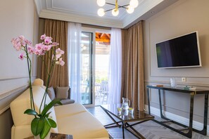 Smart-TV, Bücher, Drucker