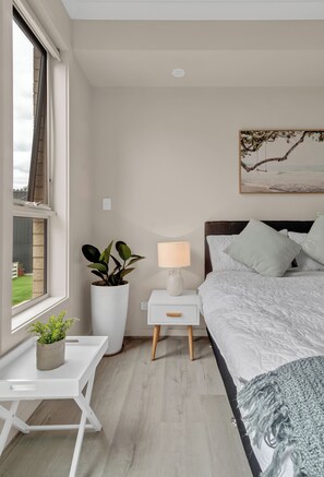 5 Schlafzimmer, Bügeleisen/Bügelbrett, kostenloses WLAN, Bettwäsche