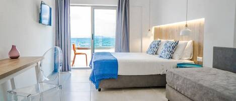 1 bedroom, in-room safe, iron/ironing board, free WiFi