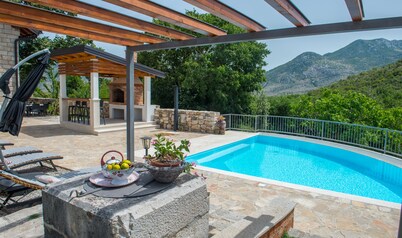 Villa Rosa - Ravno
