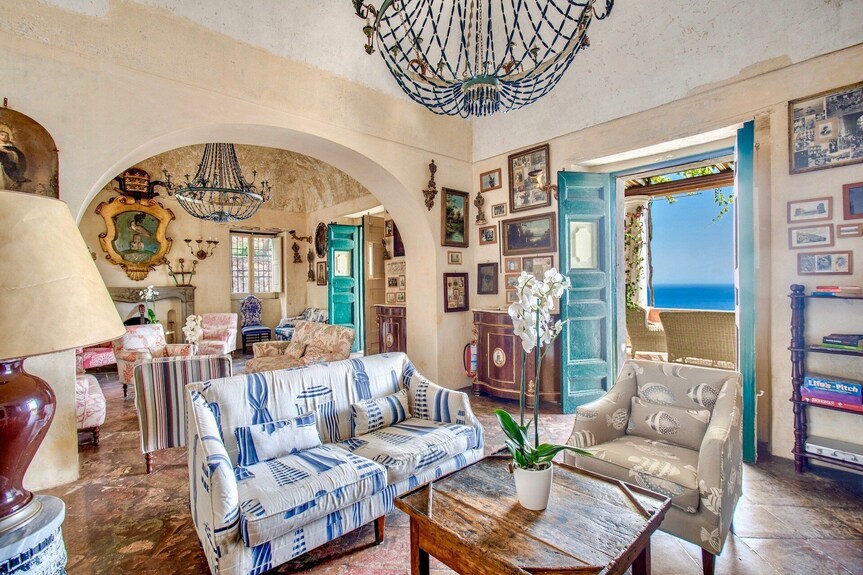 Villa Epoca - Twelve Bedroom Villa, Sleeps 24 - Positano