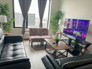 Smart TV - 2BR apt close to EWR Airport 7385 (Elizabeth)