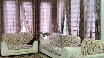 Quầy tiếp tân
