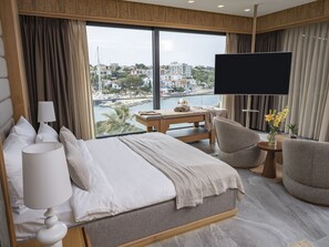 Royal Suite | Premium bedding, memory-foam beds, minibar, in-room safe - Sa'Rezya Hotel (Cesme)