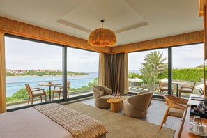 Premium bedding, memory-foam beds, minibar, in-room safe - Cesme Sarezya Boutique Hotel  (Cesme)