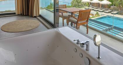 Cesme Sarezya Boutique Hotel