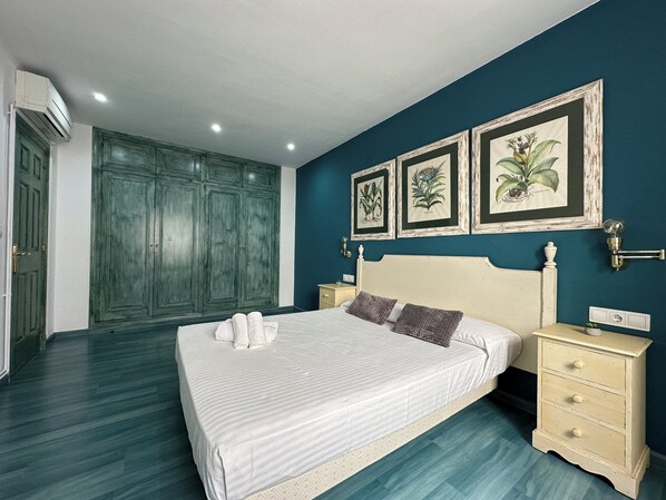 2 habitaciones, tabla de planchar con plancha y wifi gratis 