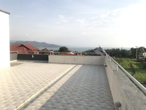 Property grounds - Nice apartment with terrace-5min from the beach (lake Kivu) (Rubavu)