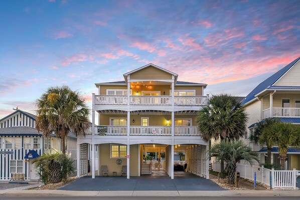 المنشأة من الخارج