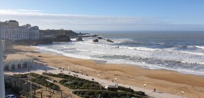 Una playa cerca