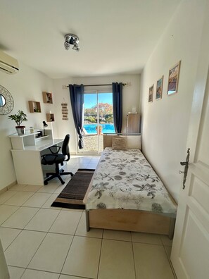 4 dormitorios, tabla de planchar con plancha, wifi gratis y ropa de cama