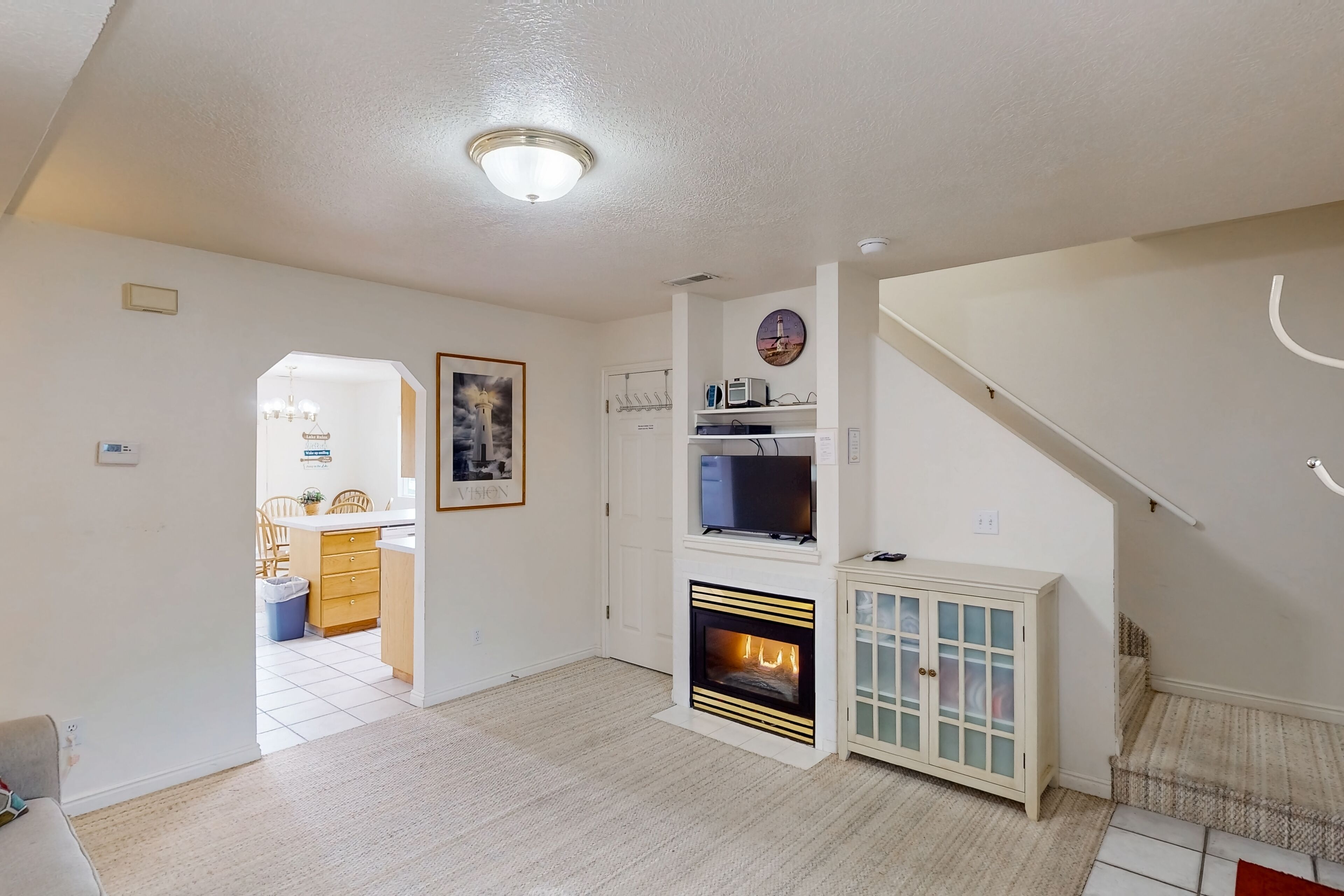 TV, fireplace, DVD player, stereo