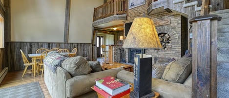 TV, fireplace, DVD player