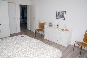 2 bedrooms, desk, iron/ironing board, free WiFi - New flats In the historic old town in the pedestrian zone (Dillenburg)
