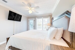 2 bedrooms, iron/ironing board, internet, bed sheets