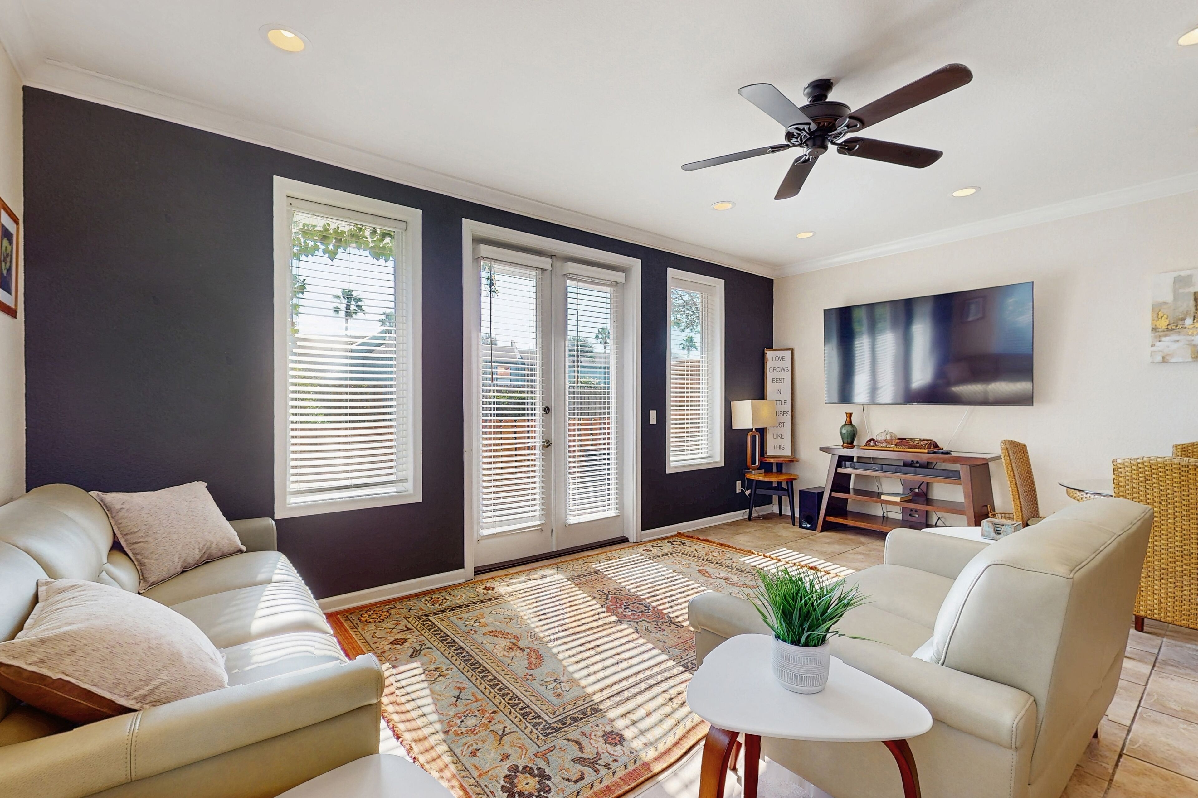 电视、电子游戏