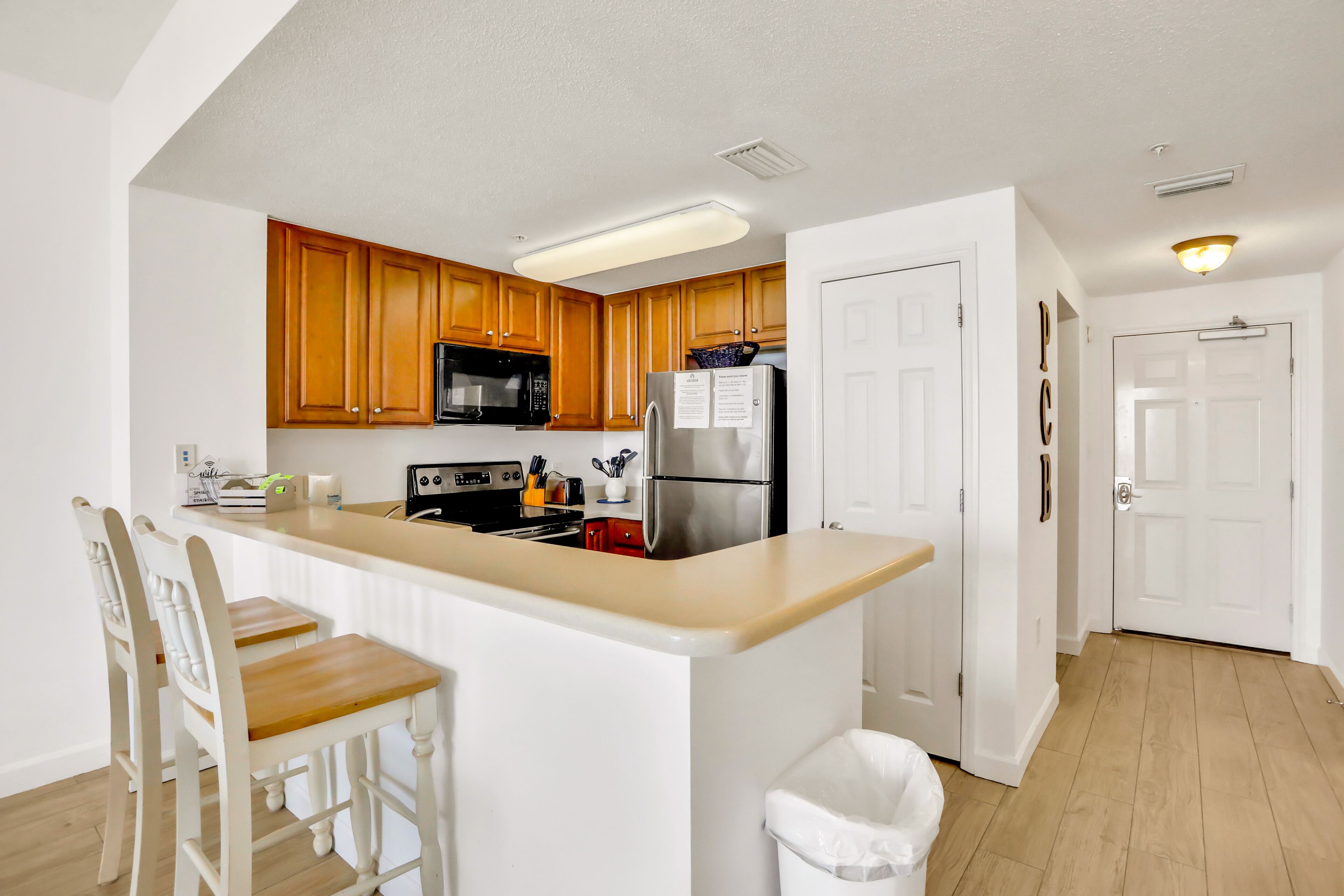 Deluxe condo w/fantastic gulf view, onsite heated pool, hot tub, private balcony