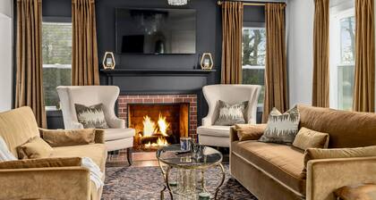 5 Bedrooms including 3 masters & 3.5 Bathrooms, 15 min. from Downtown