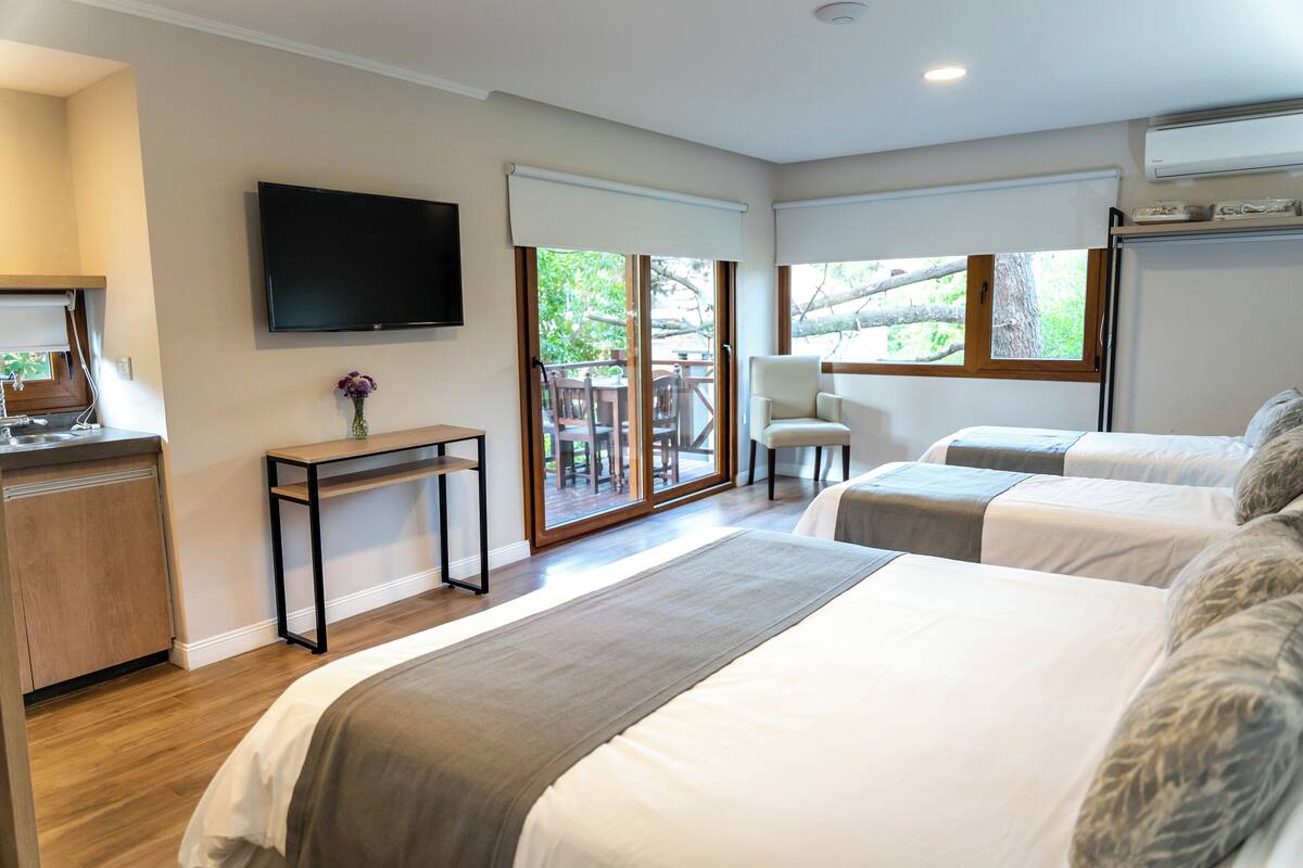 Studio Suite Keluarga | Pemandangan dari kamar