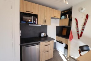 KylskÄp, mikrovÄgsugn och diskmaskin