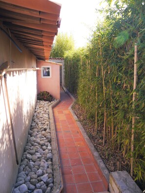 Enceinte de lâhĂ©bergement