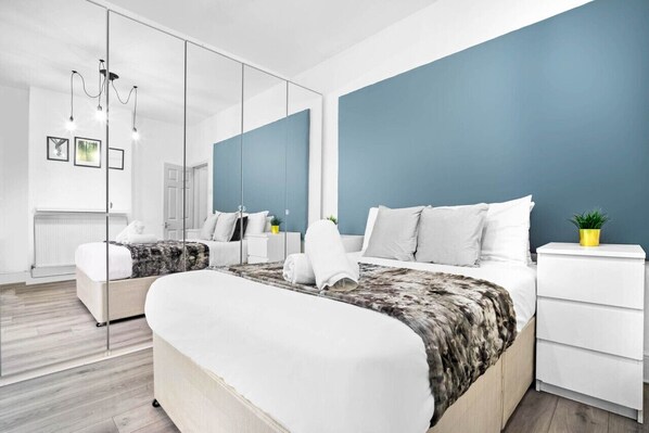 4 bedrooms, iron/ironing board, travel crib, free WiFi