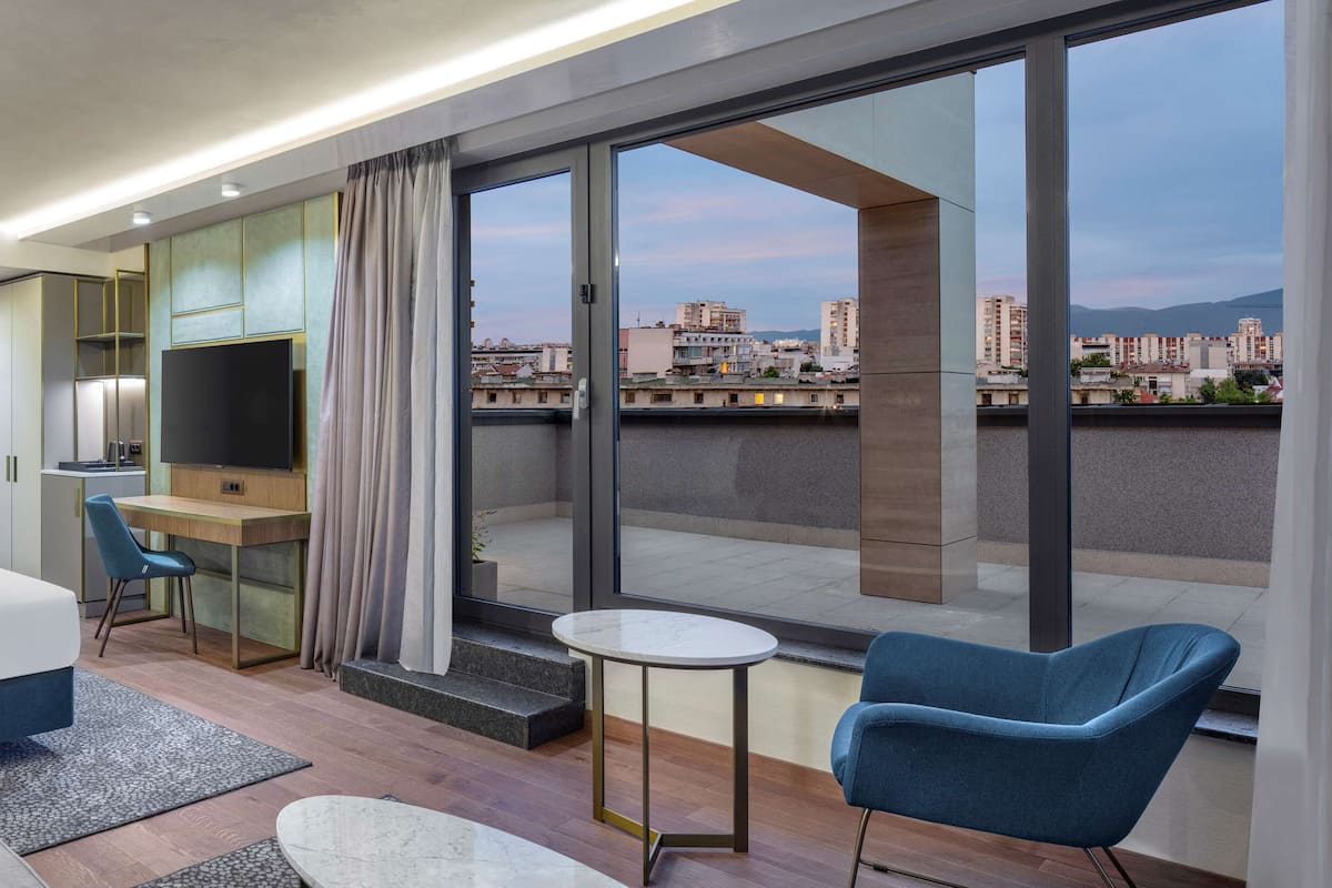 Junior Suite, 1 King Bed | Premium bedding, memory foam beds, minibar, in-room safe