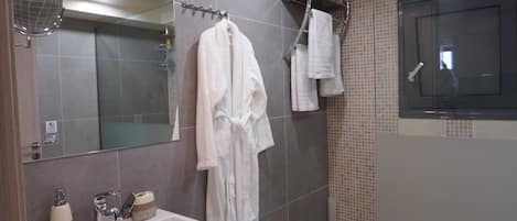 아파트 | 욕실 | 샤워 시설, 헤어드라이어, 타월