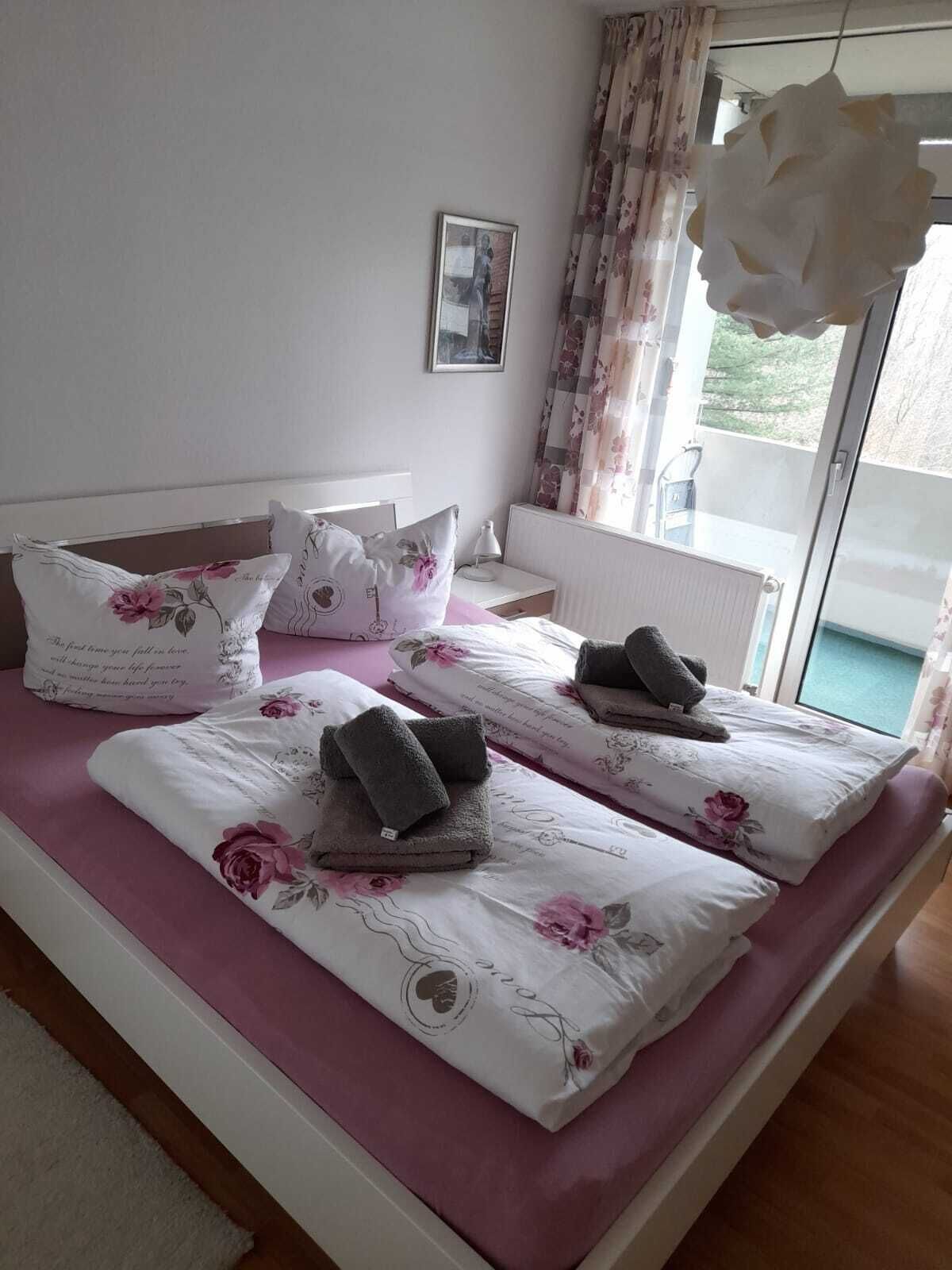 Waldoase II with sauna and swimming pool, great hiking trails nearby