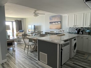 Interior - Beachfront 3-bedroom condo in Garden City, 16 minutes to Myrtle Beach Boardwalk (Murrells Inlet)