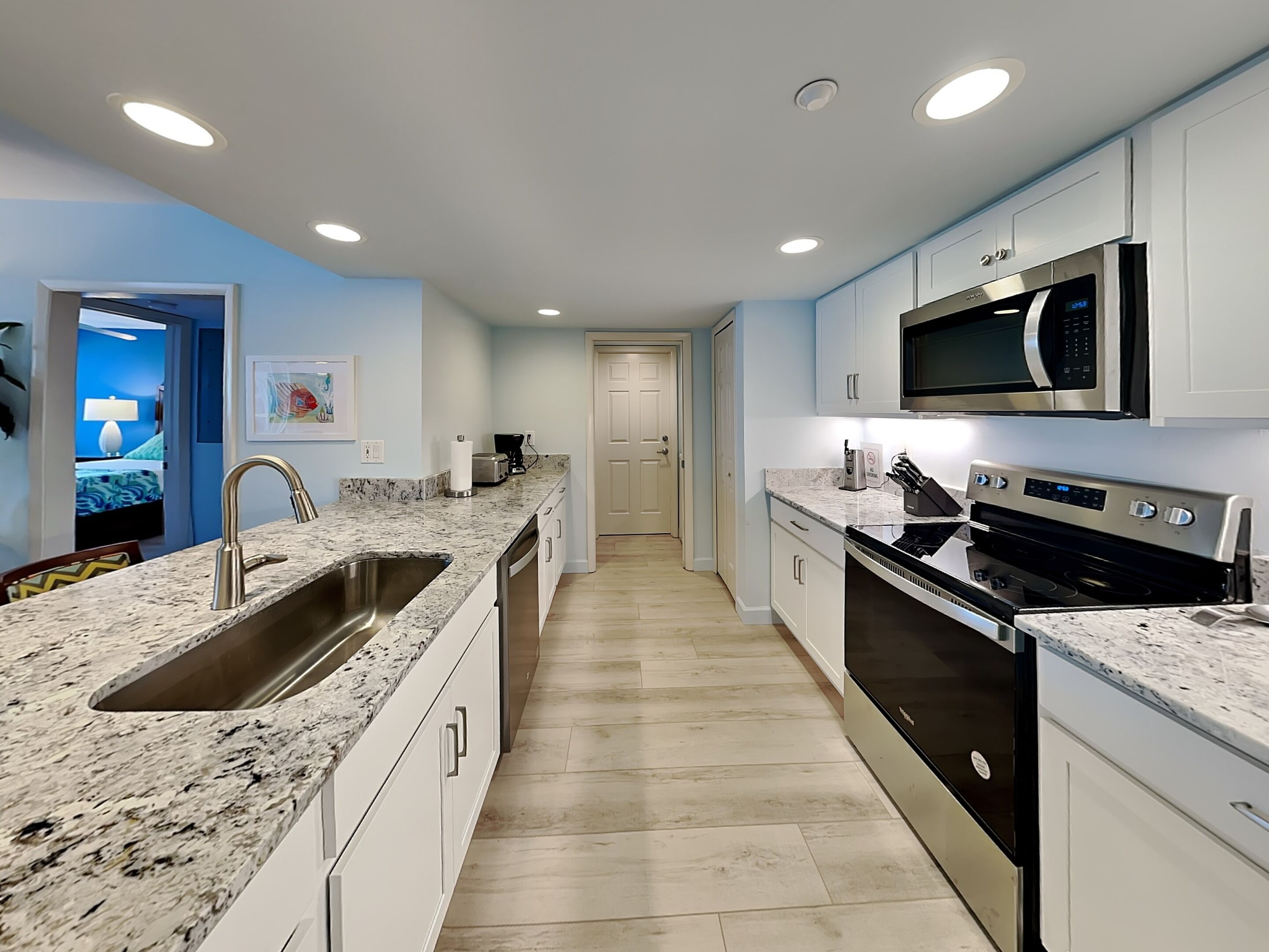 Gullwing 304 | Gulf Front, Direct Beach Access