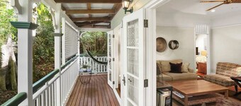 Stoney Creek Cottage - Rainforest Retreat with Waterfalls, Swimming Holes & Serenity