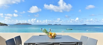 Villa Yvantino Ocean (4 bedrooms)