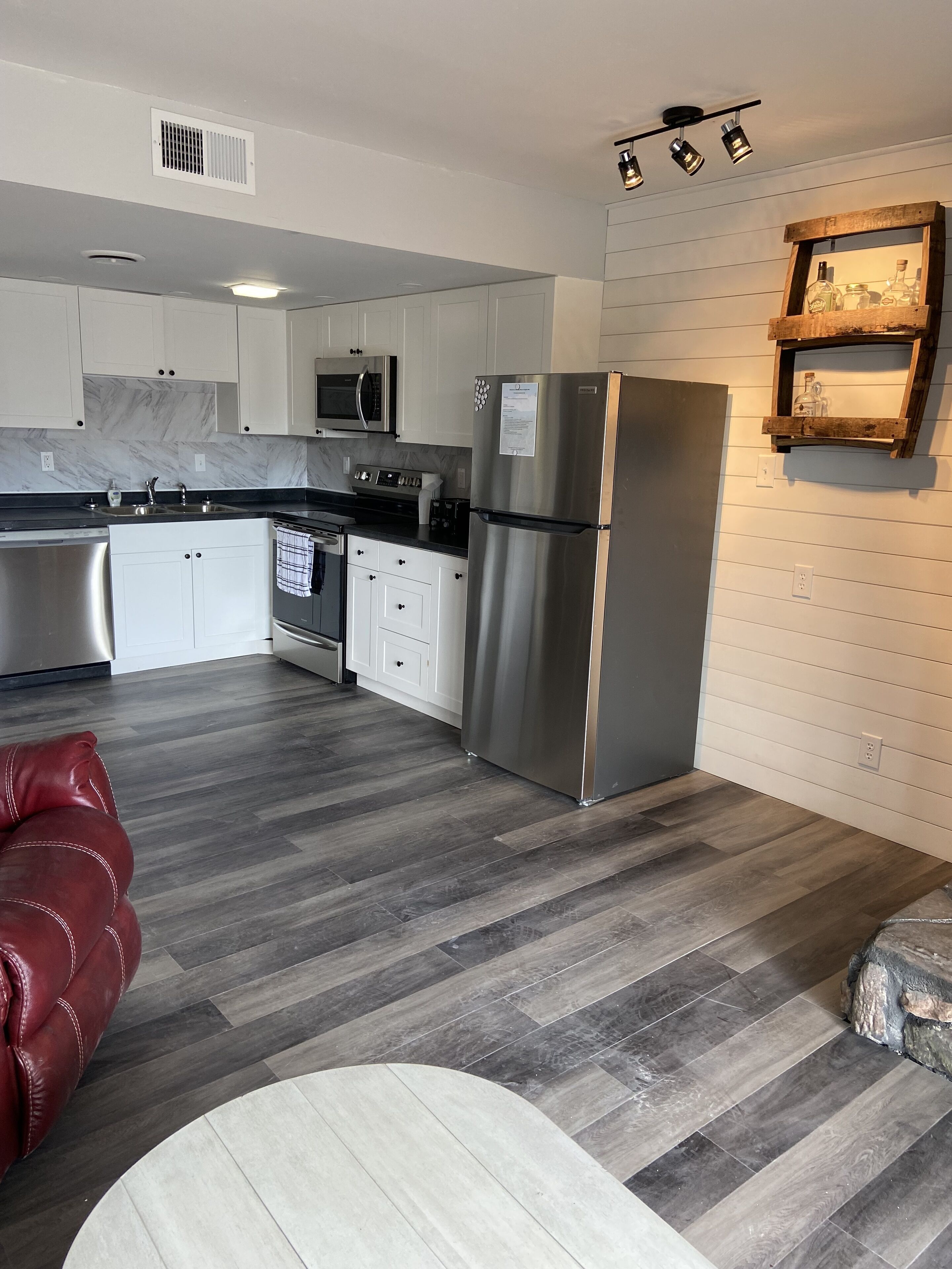 New Listing! Whiskey Way on English Mtn Close to the Great Smoky Mtns